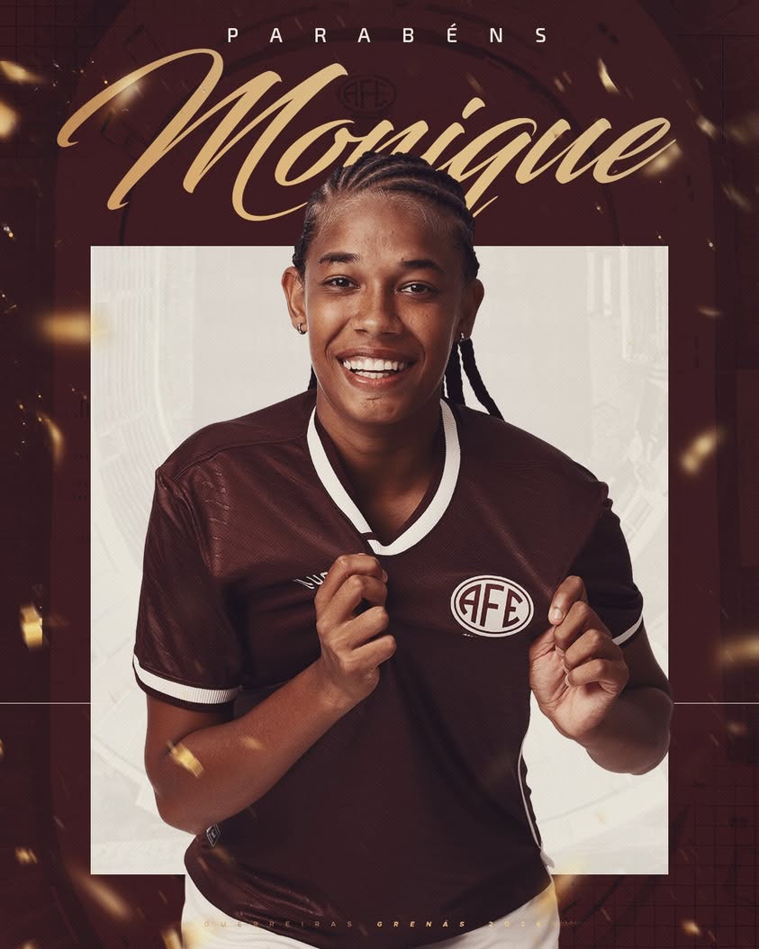 Monique, zagueira das Guerreiras Grenás, celebra 21 anos de vida