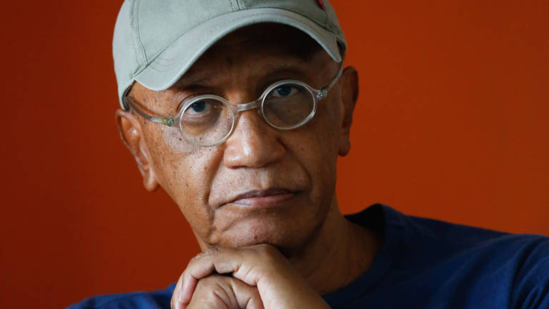 Helio Santos lança livro no Rio de Janeiro em evento mediado por Maju Coutinho