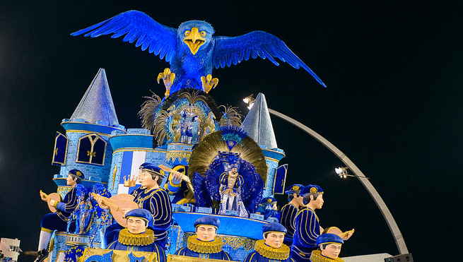 Disputa acirrada marca a final da Nenê de Vila Matilde para o Carnaval