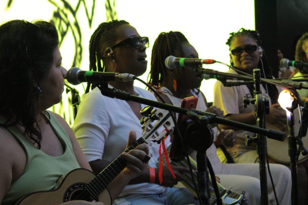 Samba das Yabás em Niterói celebra ancestralidade e protagonismo feminino