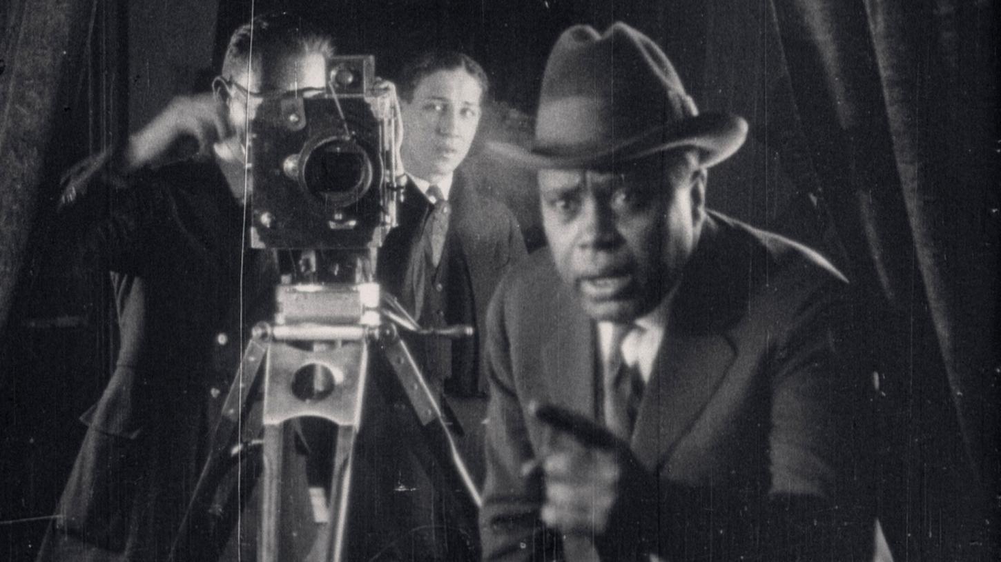 FICINE lança podcast e novo site para debater os cinemas negros no Brasil