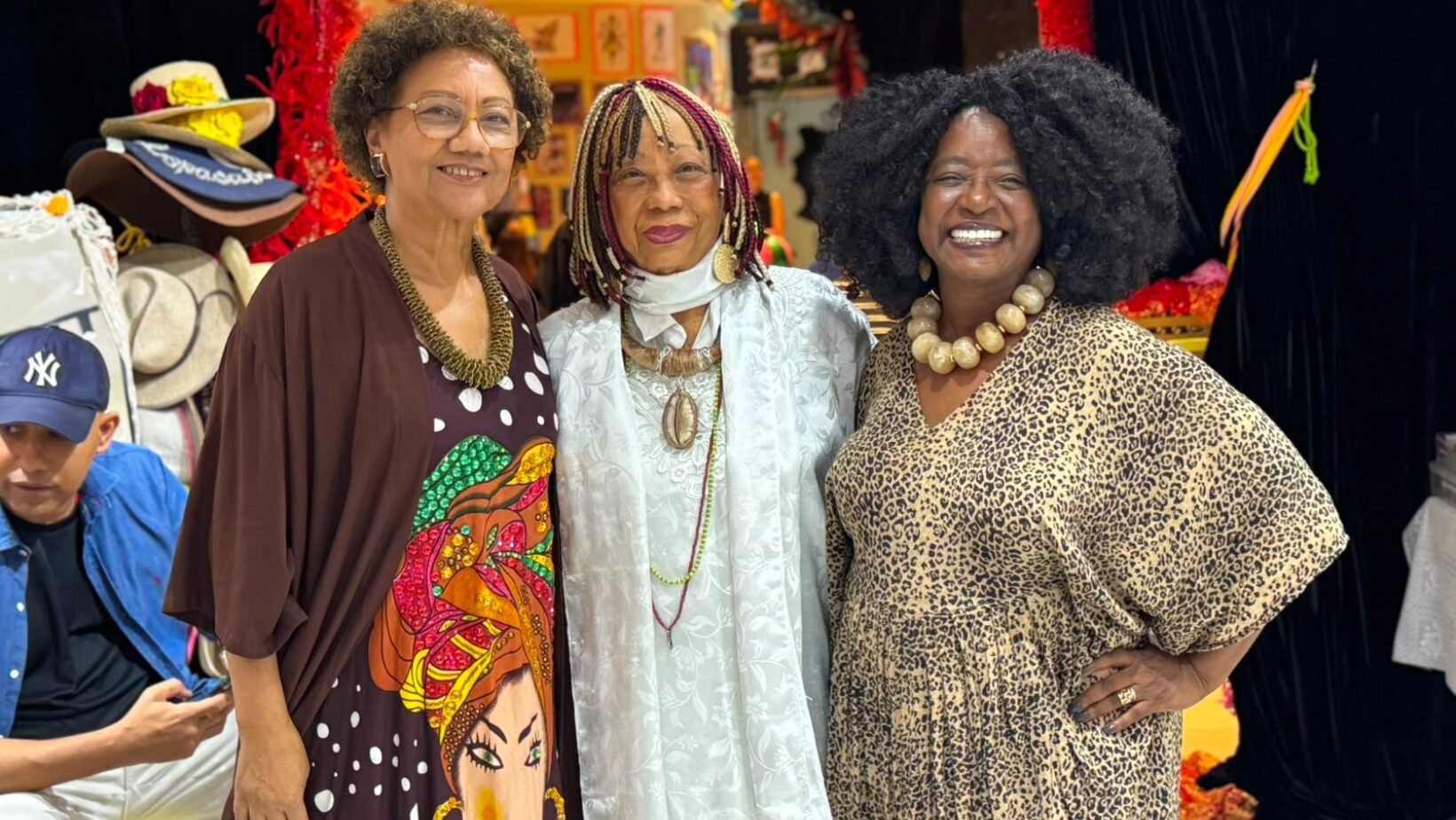 Helena Theodoro passa a integrar a Academia Brasileira de Artes Carnavalescas