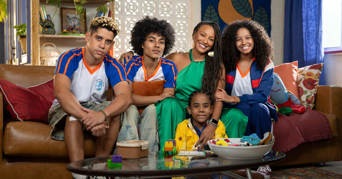 Conheça a trama e a mensagem por trás da nova novela das sete Por Você