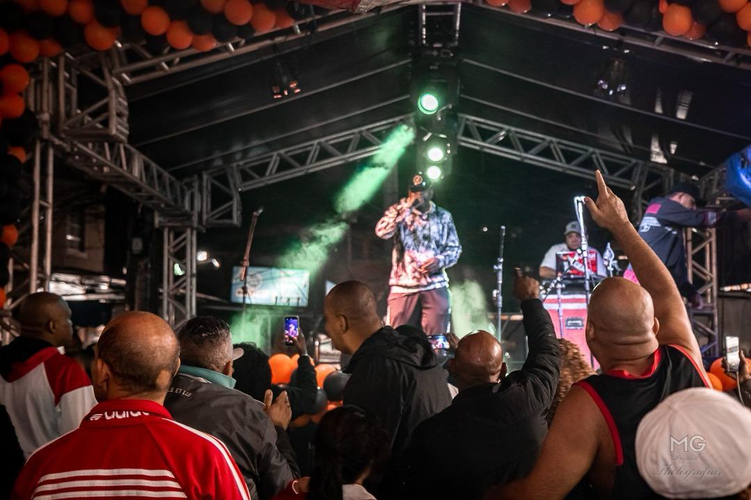 Rocinha promove Baile da Antiga com 15 MCs e quatro equipes de som nesta sexta