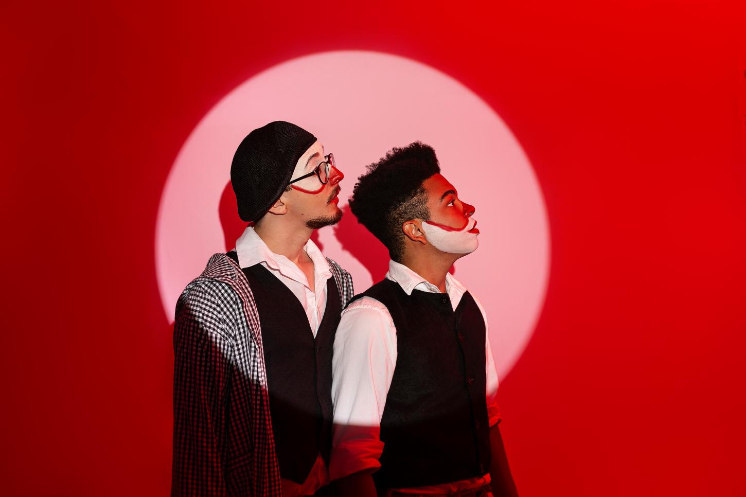 Espetáculo Colateral aborda ditadura e resistência artística no Teatro Gonzaguinha