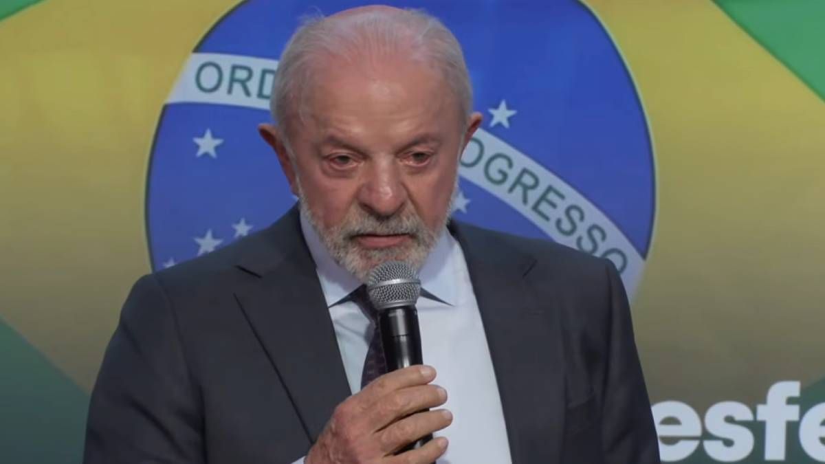 Lula defende liberdade religiosa e reage a polêmica sobre padroeira
