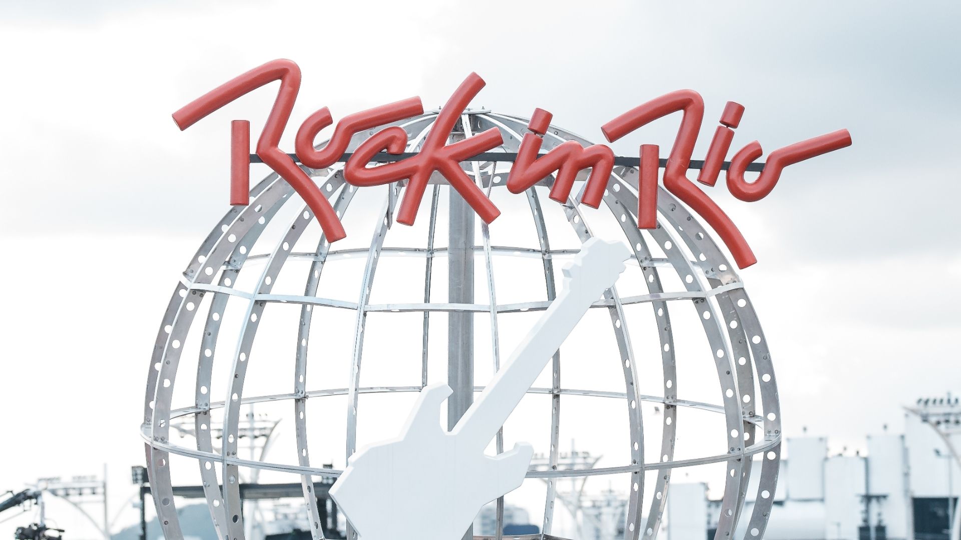 Ed Motta aclama apresentação de Péricles no Rock in Rio 2026