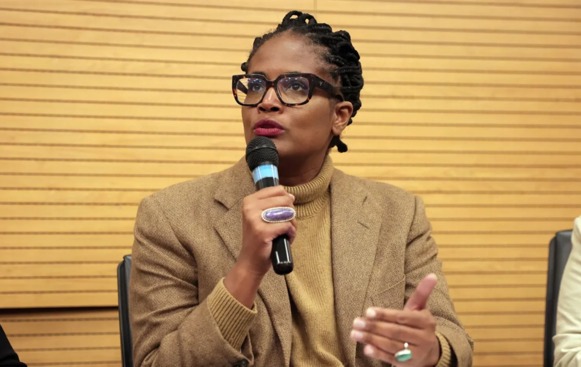 O que fazer em curitiba nesta terça tem djamila ribeiro e cinema