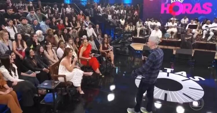 Gaviões da Fiel ganha homenagem de Paolla Oliveira, Sabrina Sato e Taís Araújo