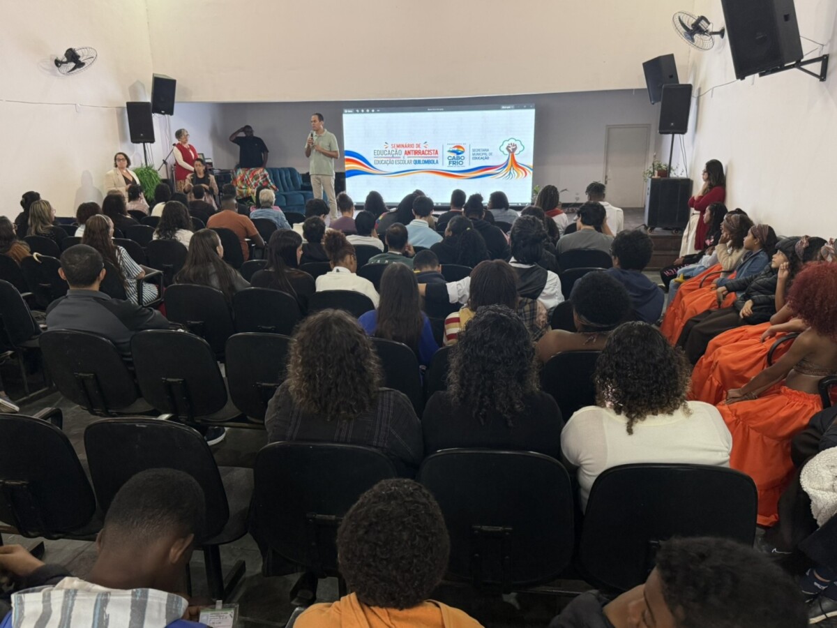 Cabo Frio realiza seminário sobre educação quilombola e práticas antirracistas