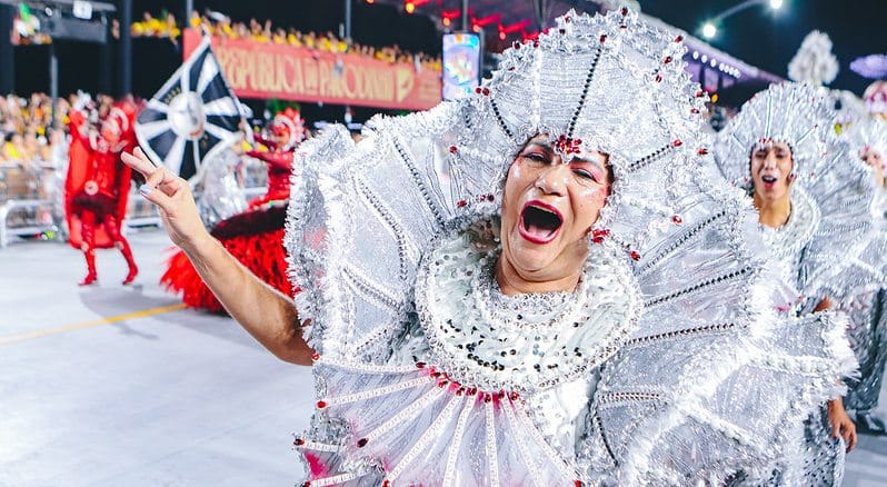 Carnaval 2027: Gaviões da Fiel esgota todas as fantasias