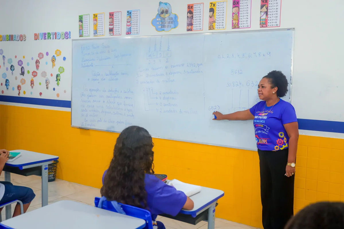 Timon promove formação para fortalecer a educação antirracista nas escolas