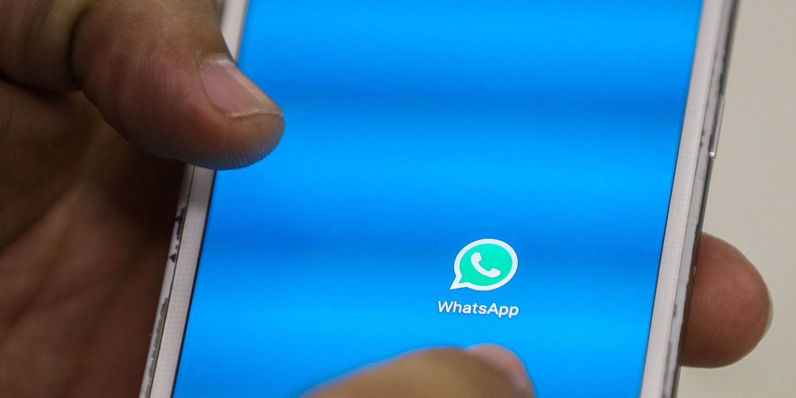 WhatsApp lança controle parental no Brasil com novas regras de segurança