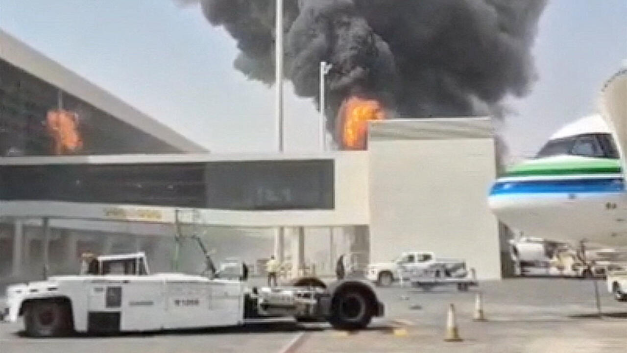 Arábia Saudita avalia resposta após ataques e teme escalada no Médio Oriente