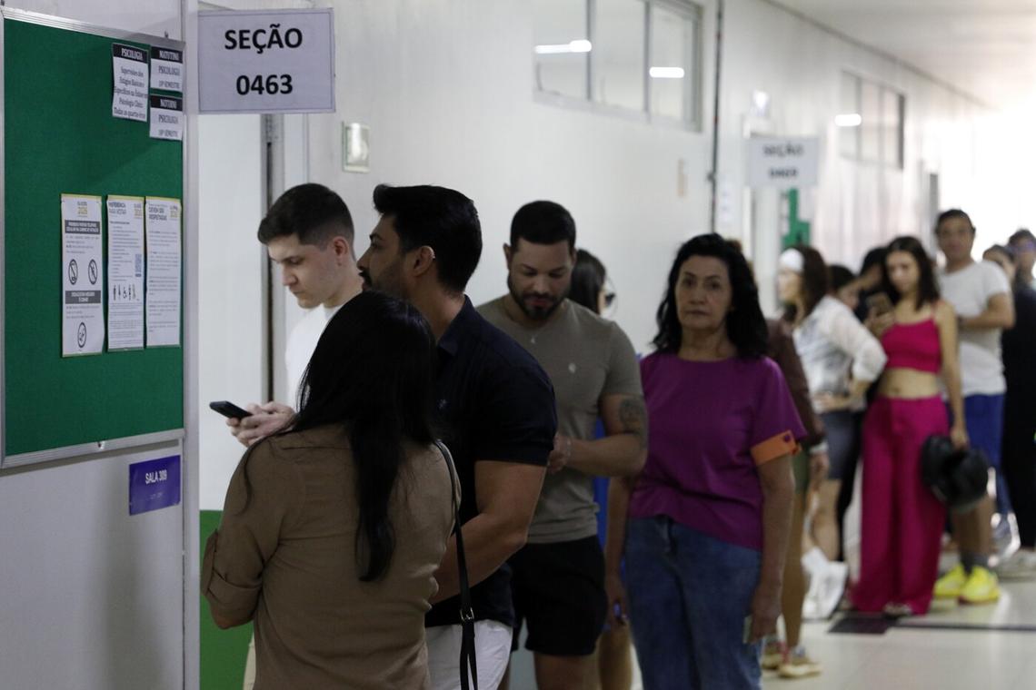 Escândalo do Banco Master impacta urnas de forma desigual no primeiro turno