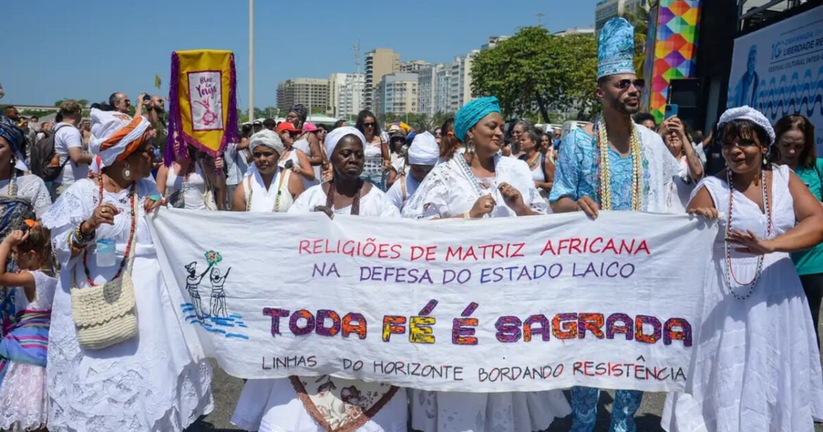 Idafro analisa propostas de Lula e Flávio Bolsonaro sobre igualdade racial