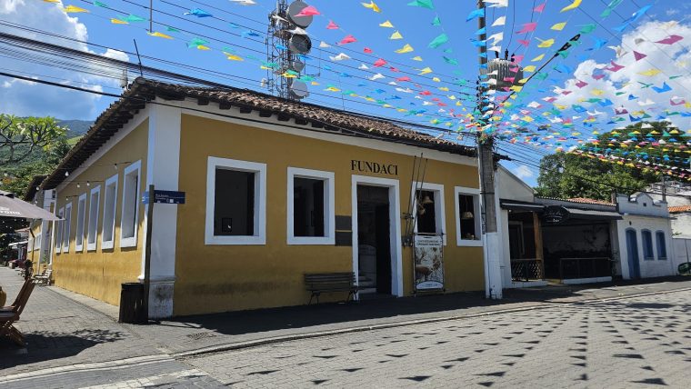 Inscrições abertas para a Coletiva Consciência Negra em Ilhabela