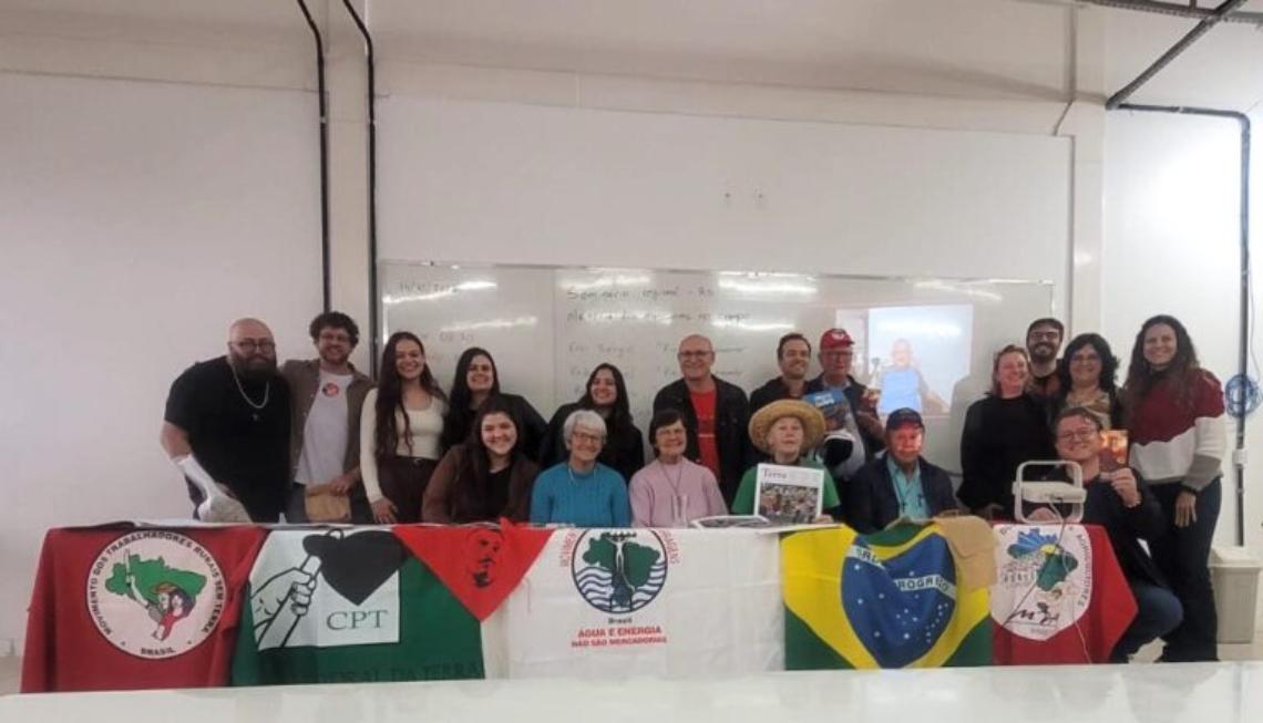 Sobreviventes dos massacres no campo rompem o silêncio após quatro décadas