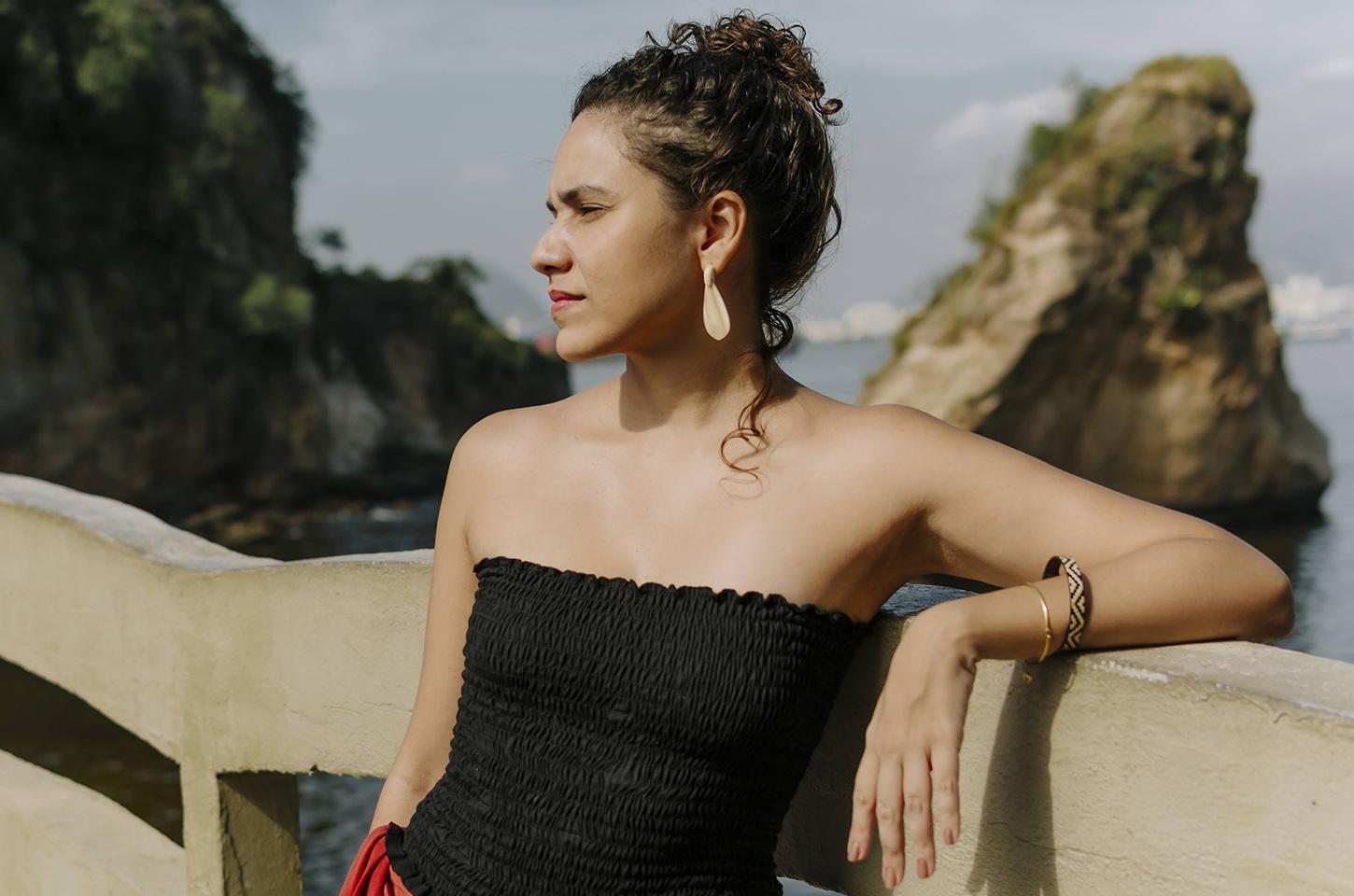 Naiara martins estreia terras do sem-fim no acasa cultural em botafogo