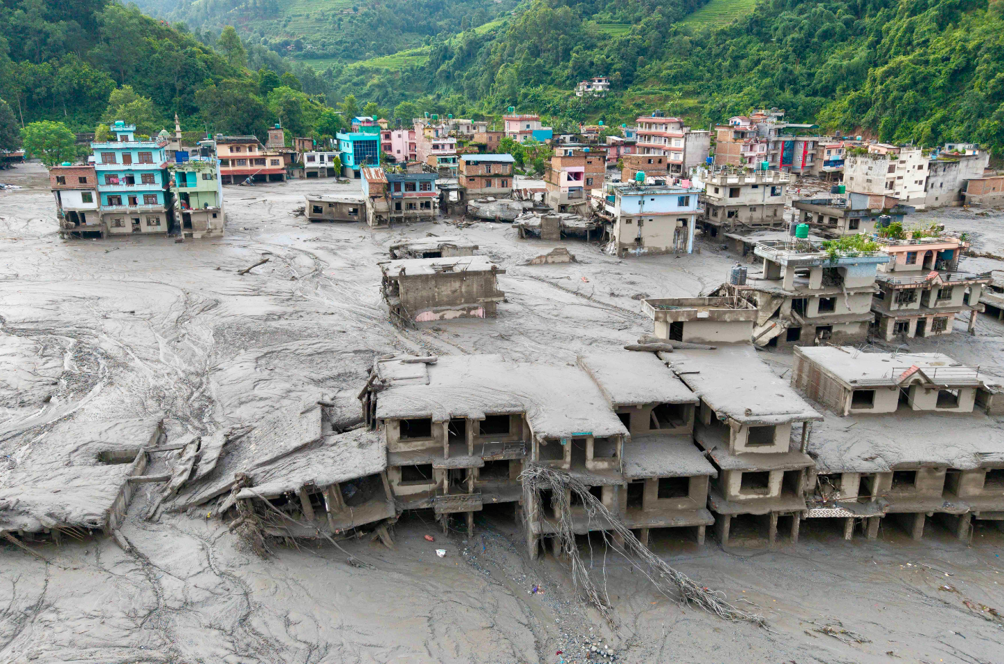 Crise climática e dívida sufocam países vulneráveis segundo relatório global