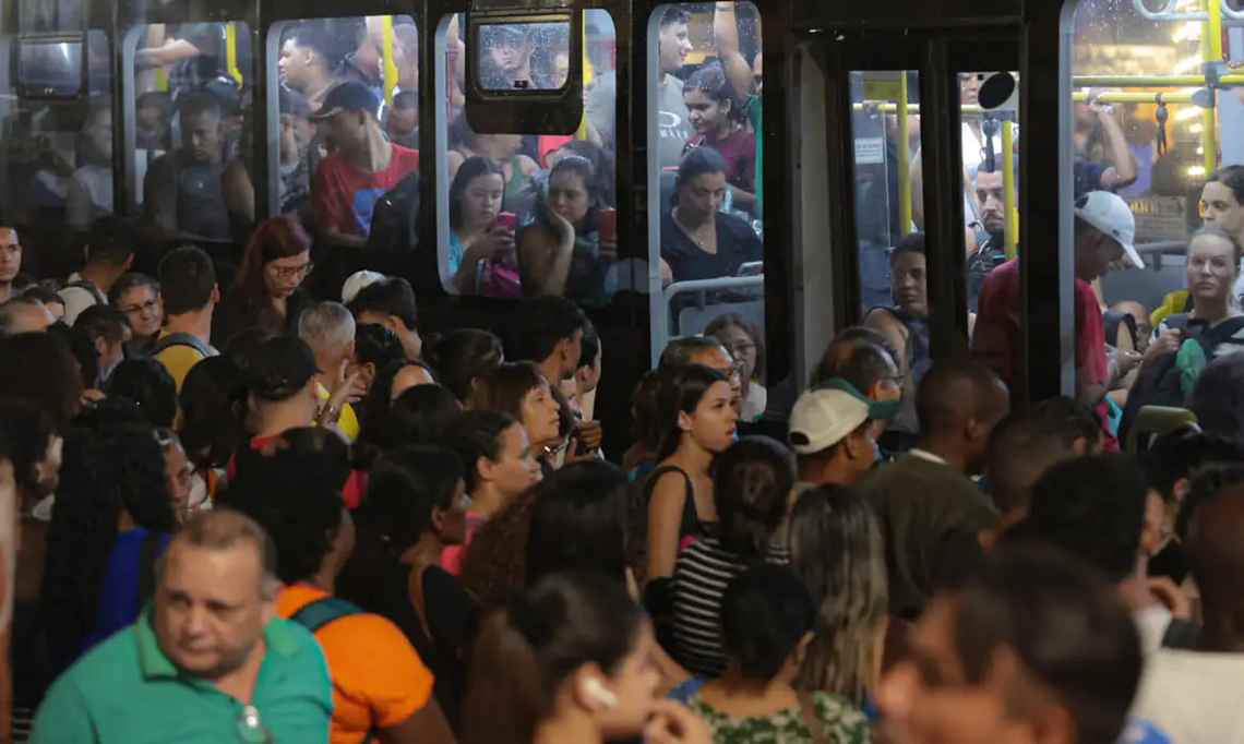 O impacto do assédio eleitoral na saúde mental e na democracia