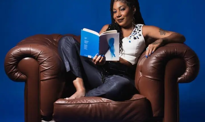 À Mente que Sabe é o novo livro de poesias de Bell Puã