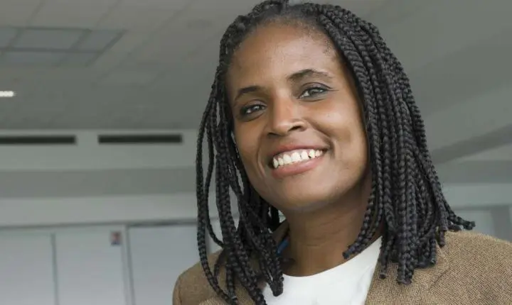 Djamila Ribeiro destaca a importância das mulheres em projeto de nação