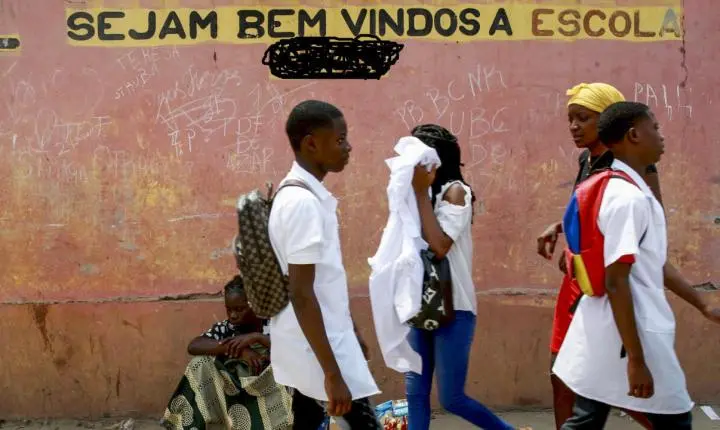 Anúncio de greve dos professores em Angola ameaça o ano lectivo