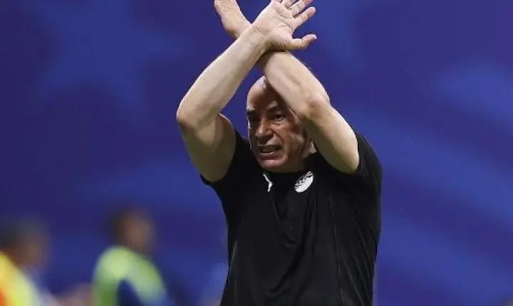 Gesto de Hossam Hassan na Copa: antirracismo ou protesto contra a arbitragem?
