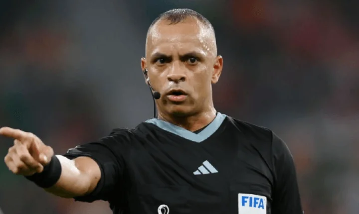 Árbitro brasileiro Wilton Pereira Sampaio ganha destaque para final da Copa do Mundo