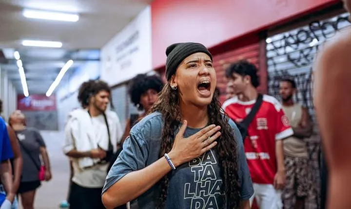 Batalha da Escadaria: final do Duelo de MCs PE tem presença inédita de mulheres e vale classificação ao nacional