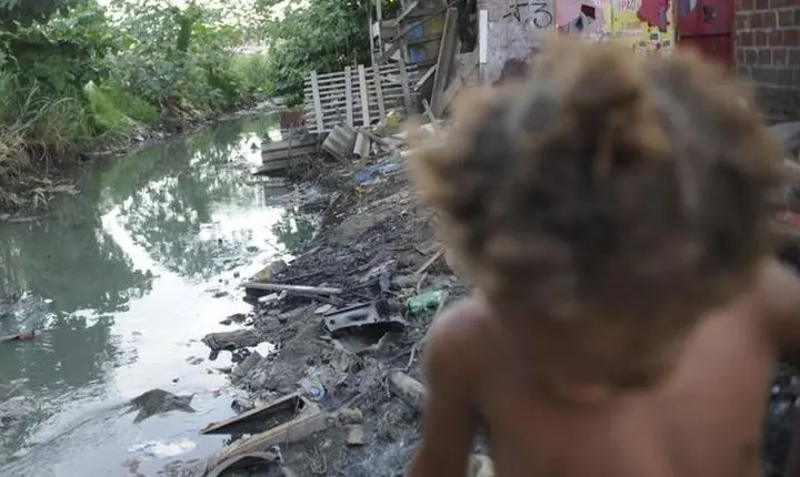 El Niño ameaça expor milhões de crianças a riscos climáticos no Brasil