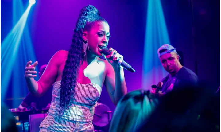 CASARÃO DO FIRMINO FAZ EDIÇÃO ESPECIAL NA QUADRA DO SALGUEIRO COM SHOWS DE MARVVILA, YAN E ANANDA, NA SEXTA-FEIRA, 2 DE OUTUBRO