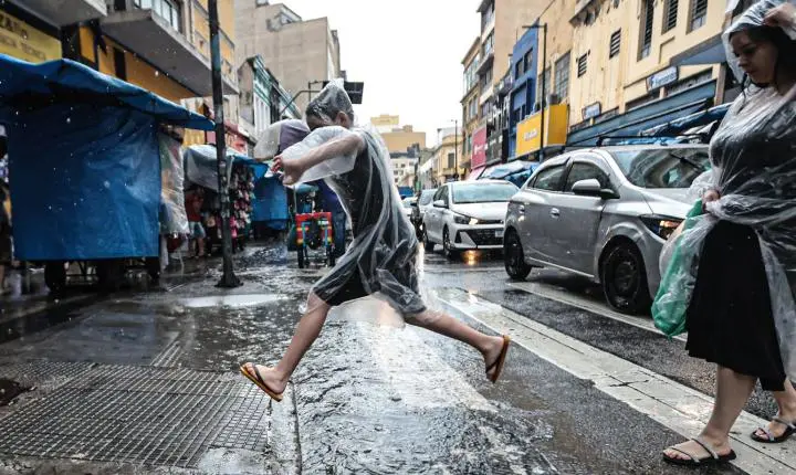 Inmet prevê chuva em todas as regiões do Brasil para o fim de semana