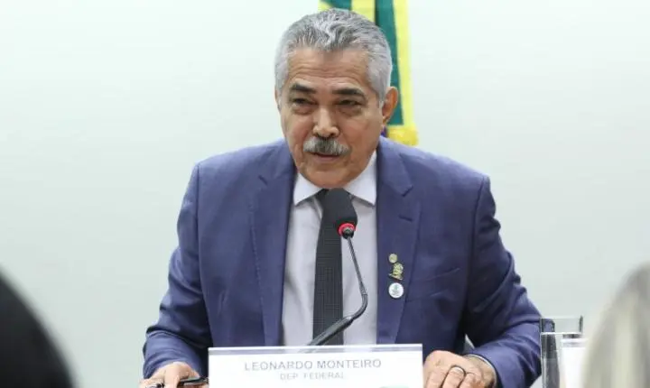 Câmara dos Deputados aprova auxílio para beneficiários do Bolsa Família em cursos de qualificação profissional