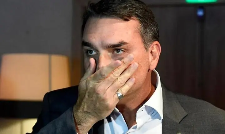 Como Flávio Bolsonaro planeja usar o caso Master para negociar com o STF