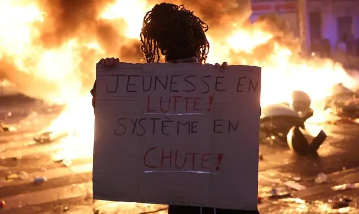 Uma nova vaga de protestos de jovens alastra-se pela Europa