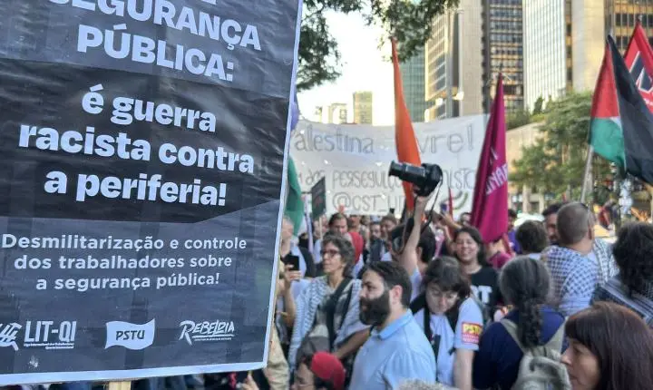 Cordão da Mentira relembra Crimes de Maio em ato na Avenida Paulista