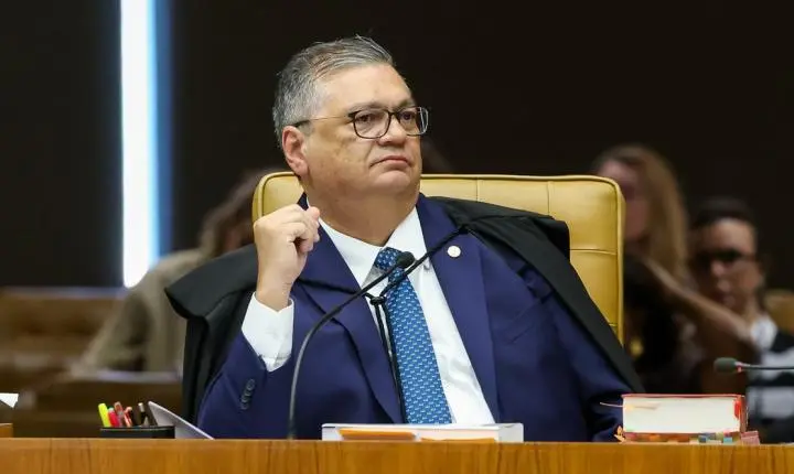 Flávio Dino determina que polícia federal investigue ataques a locais sagrados
