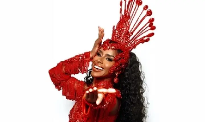 Bellinha Delfim é a nova rainha de bateria da Unidos do Viradouro