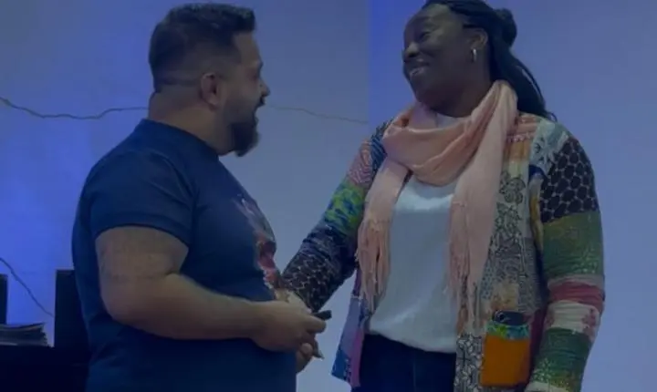 Nenê de Vila Matilde revela enredo afro para o Carnaval 2027 em evento emocionante