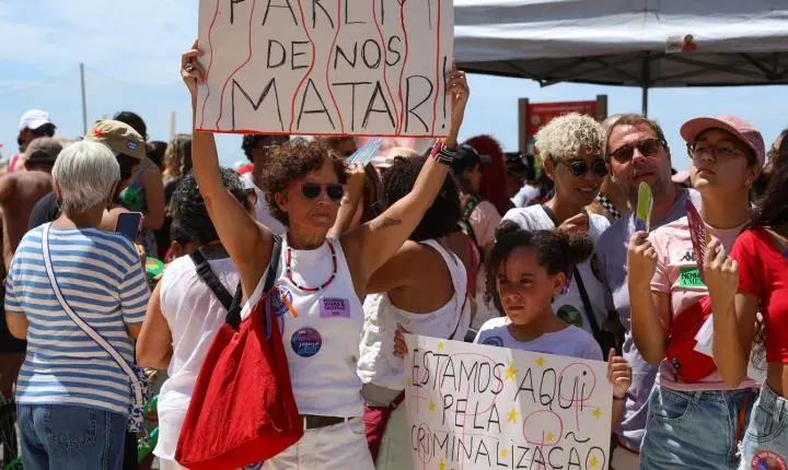 Lula sanciona leis e decretos para ampliar a proteção das mulheres e criar cadastro de agressores