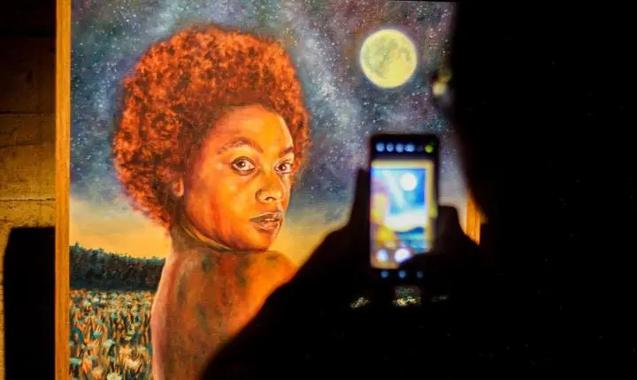 Exposição autoral Onde moram os sonhos, de Marina Zardo, apresenta telas com universos de liberdade e transformação