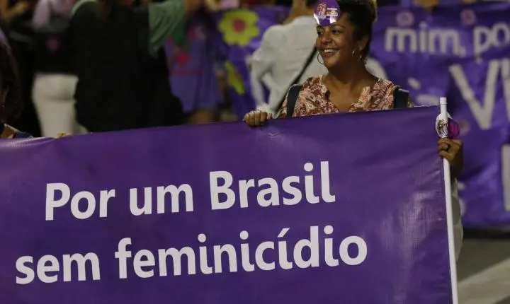 Especialistas defendem que família e escola liderem o combate ao machismo