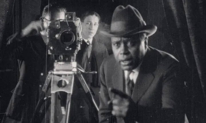 FICINE lança podcast e novo site para debater os cinemas negros no Brasil