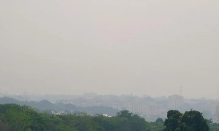 Fumaça de queimadas reduz qualidade do ar em Manaus e preocupa moradores