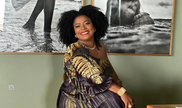 Gastos com beleza, vestuário e produtos de bem-estar movimentam US$ 45 bilhões entre consumidores negros, aponta pesquisa