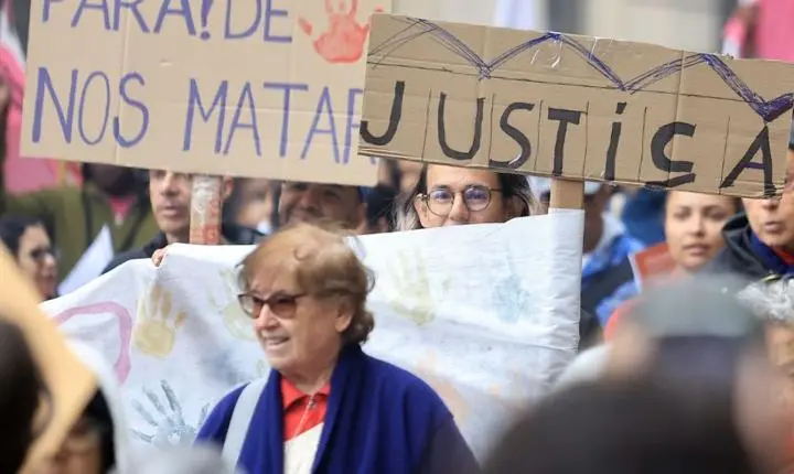 Atos do Grito dos Excluídos cobram moradia digna e o fim da violência no país