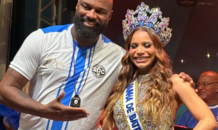 Lexa celebra retorno à Sapucaí como nova rainha de bateria da Em Cima da Hora