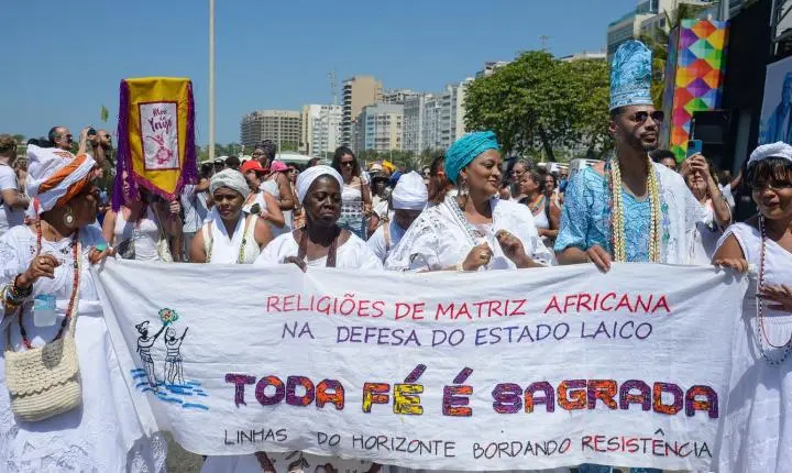 Liberdade religiosa e racismo entram em foco no debate eleitoral do Brasil